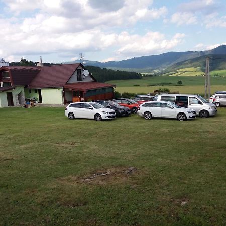 فندق Penzion Drevenik Spišské Podhradie المظهر الخارجي الصورة