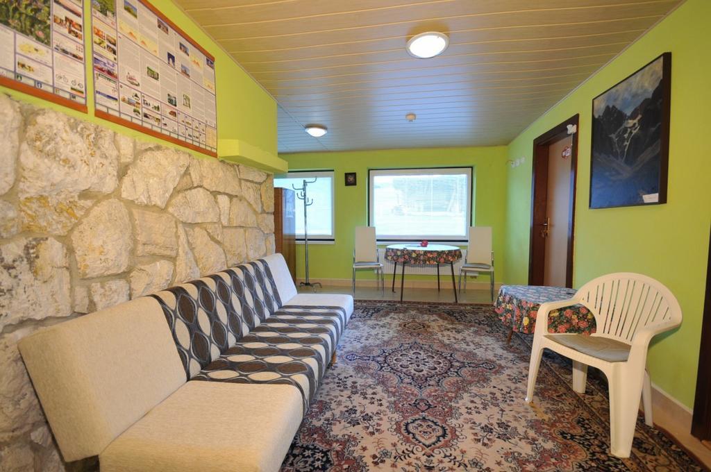 فندق Penzion Drevenik Spišské Podhradie المظهر الخارجي الصورة